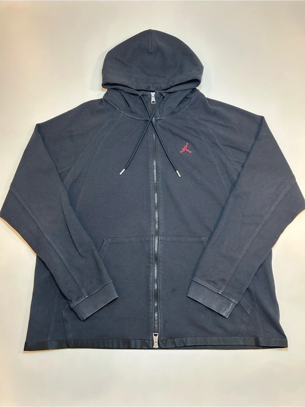 Jordan Flight Essentials Full-Zip Raglan Fleece Hoodie Black Embroidered Red - Picture 1 of 6